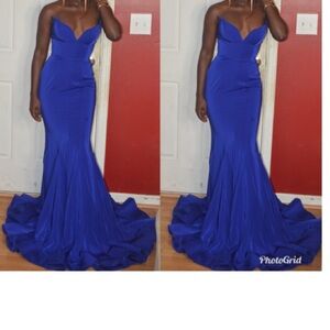 Blue Prom Gown Sweetheart Neckline Sleeveless